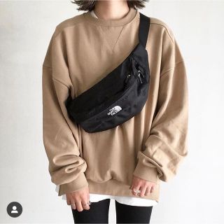 ディーホリック(dholic)のDHOLIC　スウェット　美品　(トレーナー/スウェット)