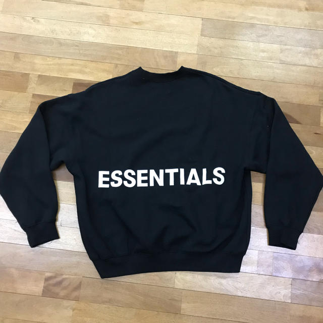 FEAR OF GOD(フィアオブゴッド)の⭐️ FOG Essentials CrewneckSweat ⭐️ブラック😎 メンズのトップス(スウェット)の商品写真