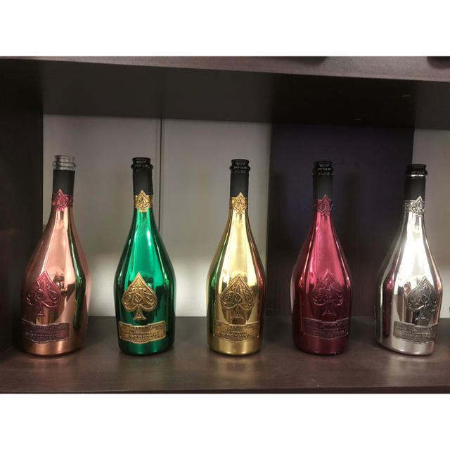 アルマンド 5本セット 空瓶 食品/飲料/酒の酒(シャンパン/スパークリングワイン)の商品写真