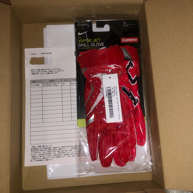 Supreme(シュプリーム)のsupreme Nike Gloves Red シュプリームグローブ メンズのファッション小物(手袋)の商品写真