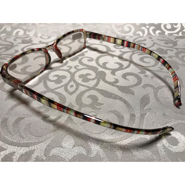 老眼鏡  ネックリーダーズ   首にかけられる老眼鏡  度数 2.5 レディースのファッション小物(サングラス/メガネ)の商品写真
