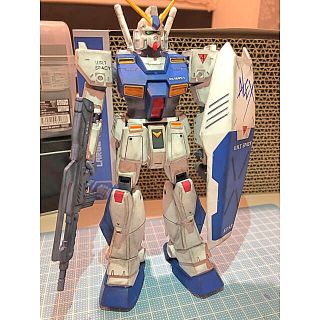 バンダイ(BANDAI)のMG 1/100 RX-78NT-1 ガンダムNT-1 (ポケットの中の戦争)(プラモデル)