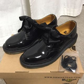 ドクターマーチン(Dr.Martens)の新品 ドクターマーチン ビームス 3ホール 紐付 黒  リボン(ローファー/革靴)