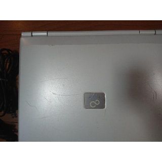 ジャンク品　FUjitsu FMVA0600GP