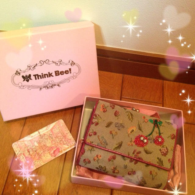 Think Bee!(シンクビー)のThink bee! お財布♡ レディースのファッション小物(財布)の商品写真