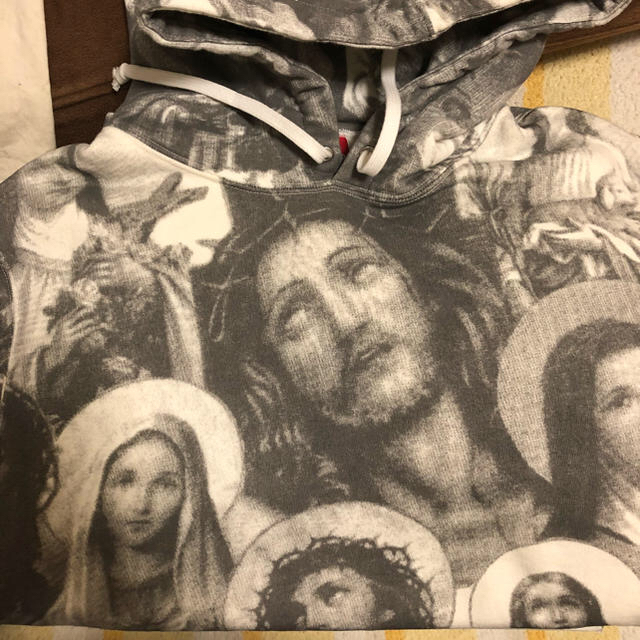 Supreme(シュプリーム)の【M】Jesus And Mary Hooded Sweatshirt メンズのトップス(パーカー)の商品写真