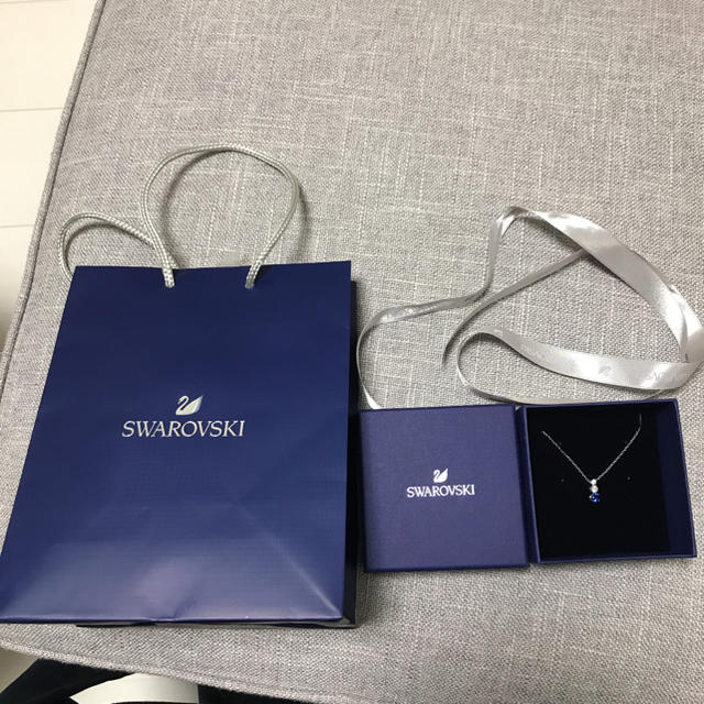 SWAROVSKI Attract Trilogy Round ペンダント