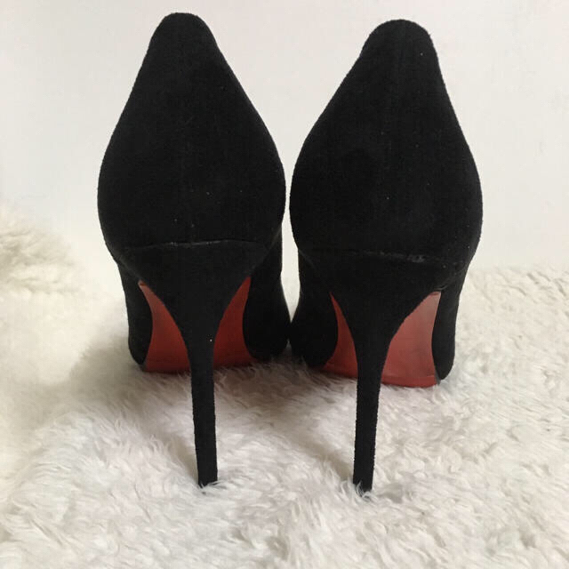 Christian Louboutin(クリスチャンルブタン)のルブタン風 パンプス 37 ブラック スエード レディースの靴/シューズ(ハイヒール/パンプス)の商品写真