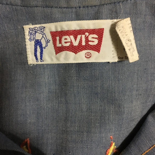 Levi's(リーバイス)の70's Levi's 刺繍入りシャンブレーシャツ メンズのトップス(シャツ)の商品写真