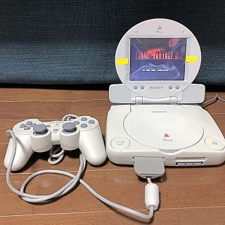 PlayStation - PS one 液晶モニター付き 中古 FFコレクション付きの