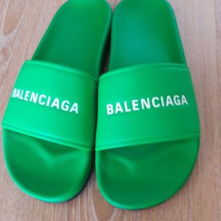 バレンシアガ(Balenciaga)のレア 18ss balenciaga スライダー サンダル 44 新品 緑(サンダル)