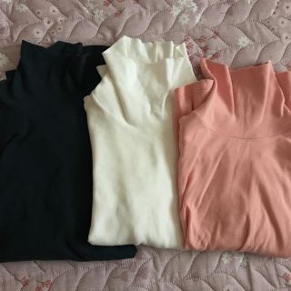 ユニクロ(UNIQLO)のユニクロ コットン タートルネック(カットソー(長袖/七分))