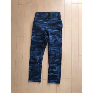 ルルレモン(lululemon)のlululemon クロップド サイズ4(ヨガ)