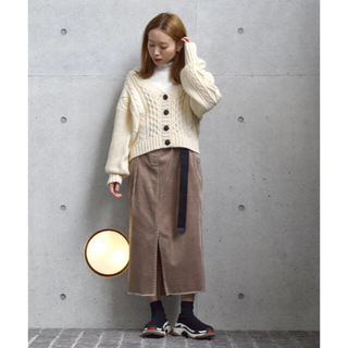 ダブルクローゼット(w closet)のWcloset コーデュロイスカート(ひざ丈スカート)