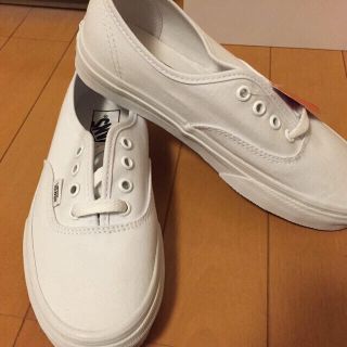 ヴァンズ(VANS)のvansオーセンティック、スニーカー(スニーカー)