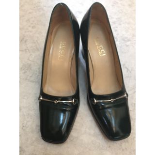 グッチ(Gucci)のGUCCI グッチ 美品 パンプス グリーン 37 エルメス   シャネルプラダ(ハイヒール/パンプス)