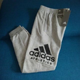 アディダス(adidas)の150 Kids《新品》adidas🖤アディダス スウェットパンツ灰(裏起毛)(パンツ/スパッツ)