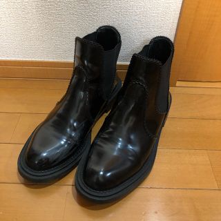 ザラ(ZARA)のzara レザー サイドゴアブーツ(ブーツ)