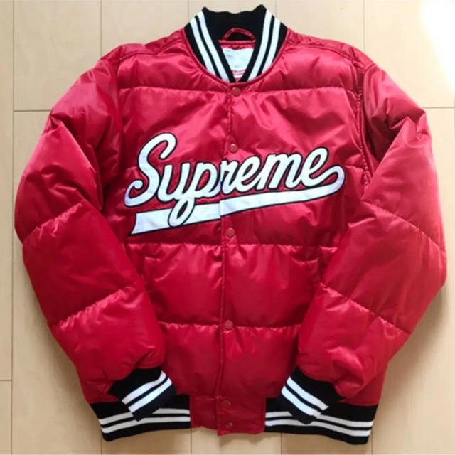 supreme script varsity puffy Jacket ダウン