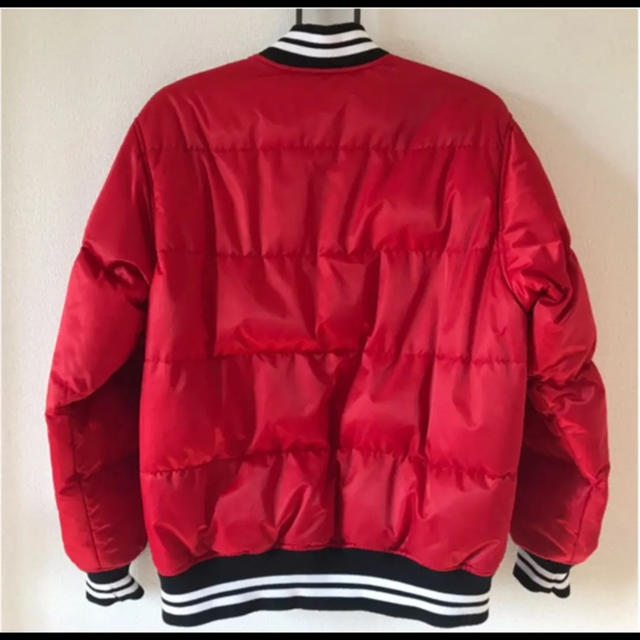 Supreme(シュプリーム)の最終値下げ　Script Varsity Puffy Jacket メンズのジャケット/アウター(ダウンジャケット)の商品写真