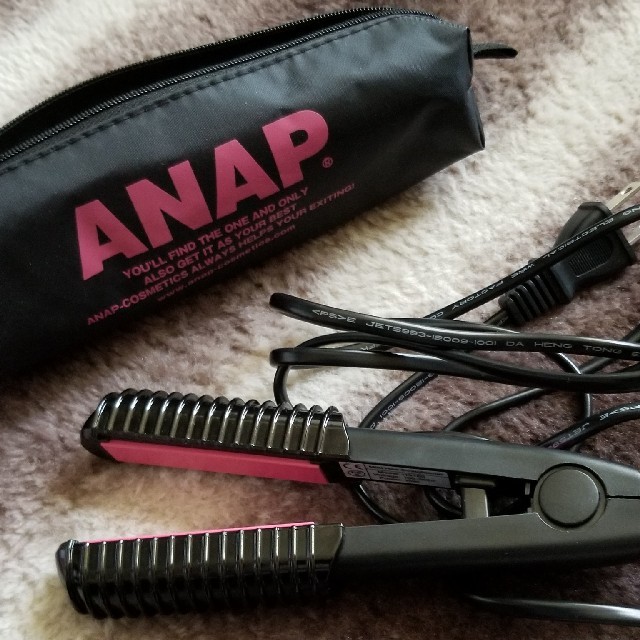 ANAP(アナップ)のANAPヘアアイロン スマホ/家電/カメラの美容/健康(ヘアアイロン)の商品写真