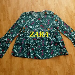 ザラ(ZARA)のZARA トップス(カットソー(長袖/七分))