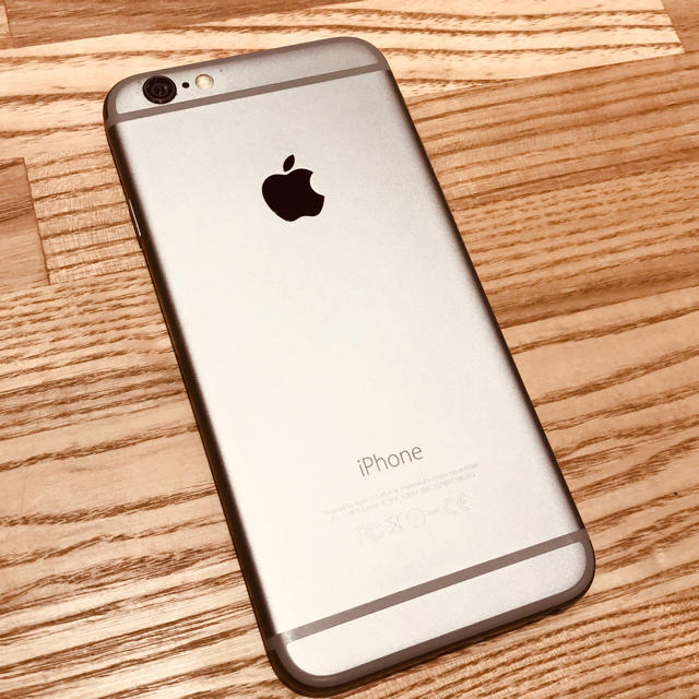 iPhone(アイフォーン)のiphone6 64GB 傷無し美品！ 値下げ交渉OK! スマホ/家電/カメラのスマートフォン/携帯電話(スマートフォン本体)の商品写真