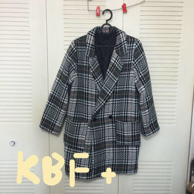 KBF(ケービーエフ)のKBF+チェックジャケット レディースのジャケット/アウター(ロングコート)の商品写真