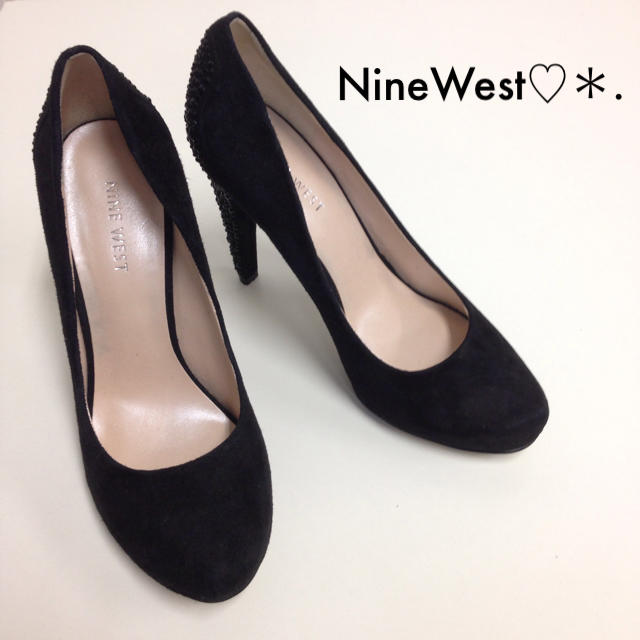 美品＊NineWest＊海外ブランド＊大人＊スエード＊パンプス ブラック