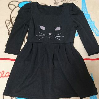 ワンスポ(one spo)のone spo猫フェイスカットソー美品(カットソー(長袖/七分))