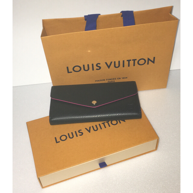 ヴィトン LOUIS VUITTON エピ ポルトフォイユ  ホットピンク 財布