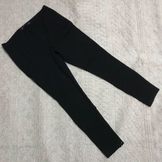 ザラ(ZARA)のzara 黒 ストレッチパンツ(カジュアルパンツ)