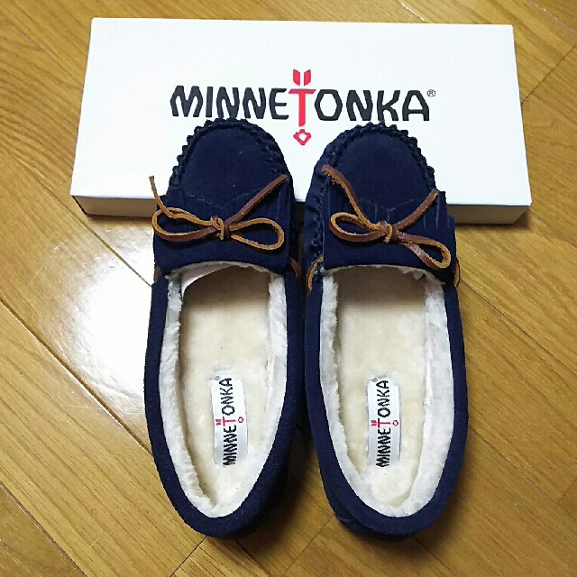 Minnetonka(ミネトンカ)の【新品】ミネトンカ☆モカシンシューズ レディースの靴/シューズ(スリッポン/モカシン)の商品写真