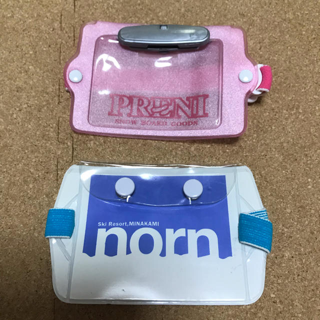 リフト券ホルダー 2個セットの通販 by seagull17's shop|ラクマ リフト券ホルダー 2個セットの通販 by seagull17's shop|ラクマ