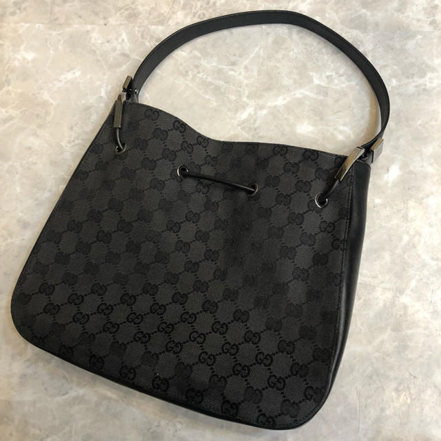 Gucci(グッチ)のにゃん様専用 GUCCI グッチ GG柄 ワンショルダーバッグ レディースのバッグ(ショルダーバッグ)の商品写真