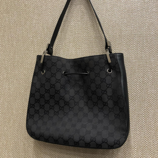 Gucci(グッチ)のにゃん様専用 GUCCI グッチ GG柄 ワンショルダーバッグ レディースのバッグ(ショルダーバッグ)の商品写真