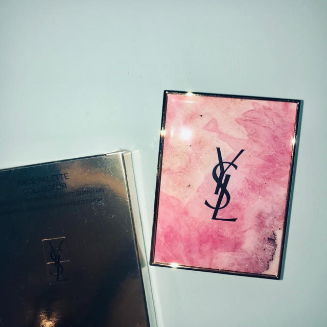 【即完売！限定商品】YSL フェイスパウダー ボーホーストーン