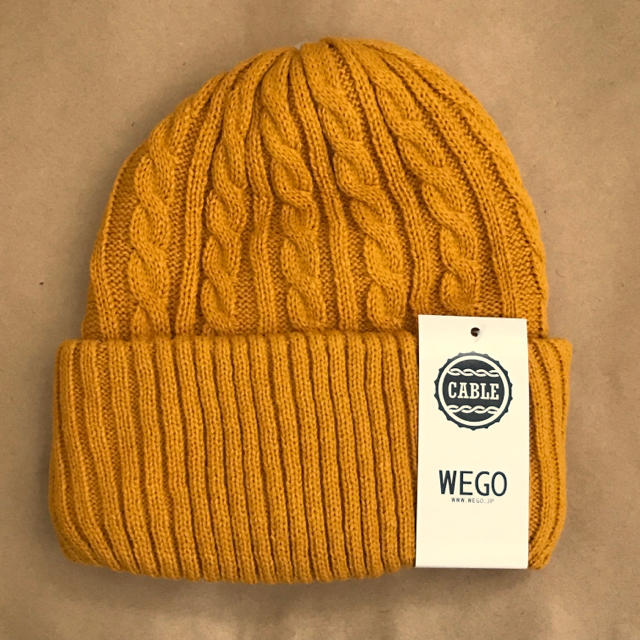 WEGO(ウィゴー)のWEGO ケーブルニットキャップ イエロー メンズの帽子(ニット帽/ビーニー)の商品写真