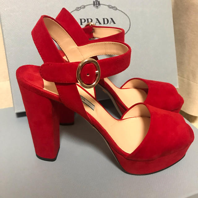 PRADA(プラダ)のPRADA サンダル レディースの靴/シューズ(サンダル)の商品写真