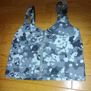 バックス(BACKS)のBACKS　新品　迷彩柄ビスチェ(キャミソール)