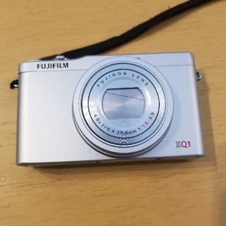 フジフイルム(富士フイルム)の富士フイルム　XQ1(コンパクトデジタルカメラ)