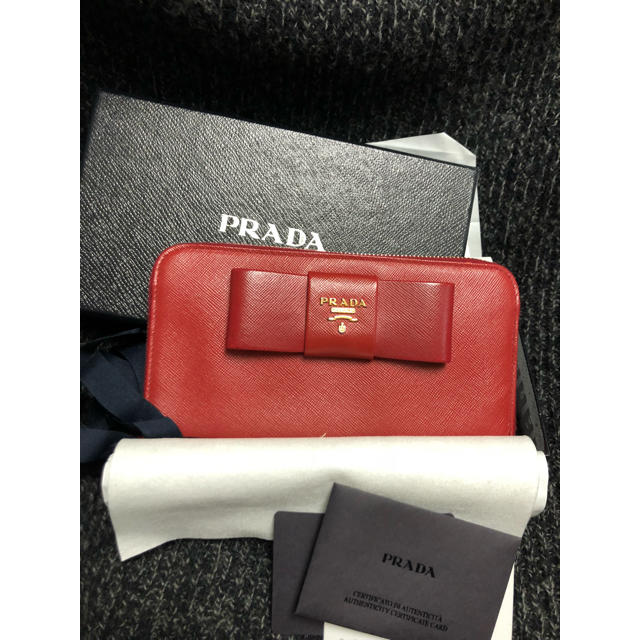 PRADA プラダ 長財布 ウォレット リボン サフィアーノ