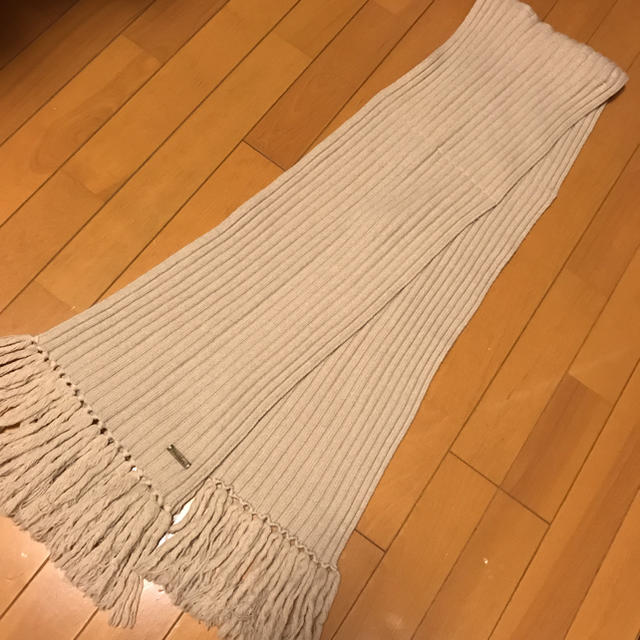 Max Mara(マックスマーラ)のMaxMaraマフラー♡ベージュ♡正規品 レディースのファッション小物(マフラー/ショール)の商品写真