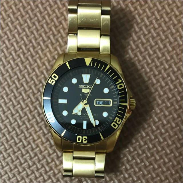 SEIKO(セイコー)のSEIKO 5 金色 海外限定モデル メンズの時計(腕時計(アナログ))の商品写真