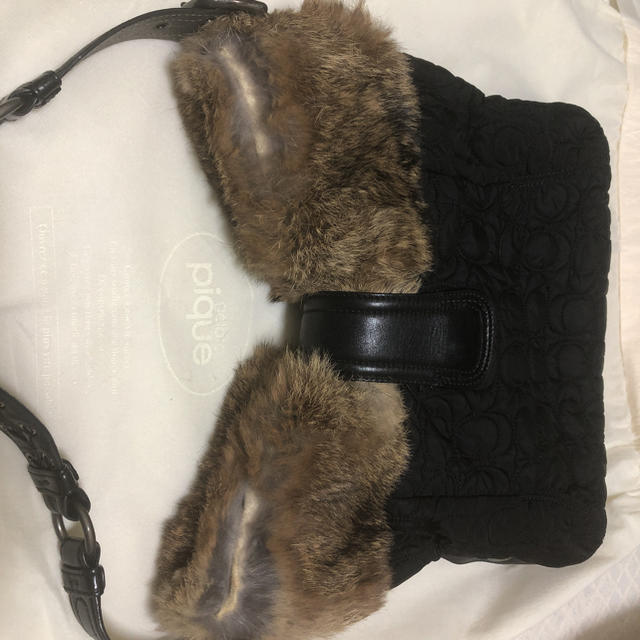 COACH(コーチ)のかにっこ様専用コーチ ファーショルダー中古 レディースのバッグ(ショルダーバッグ)の商品写真