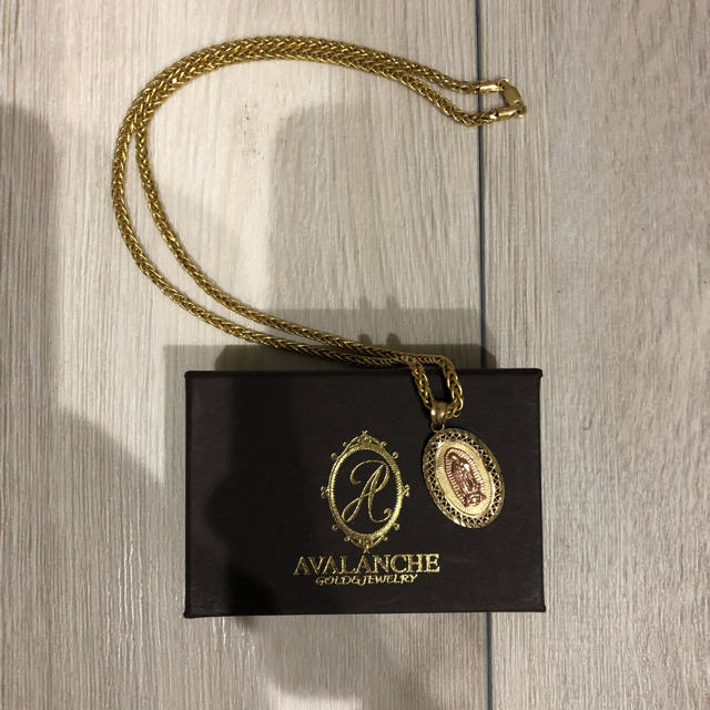 AVALANCHE 10K Yellow Gold