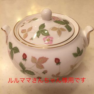 ウェッジウッド(WEDGWOOD)のウェッジウッド ワイルドストロベリー シュガーポット(食器)