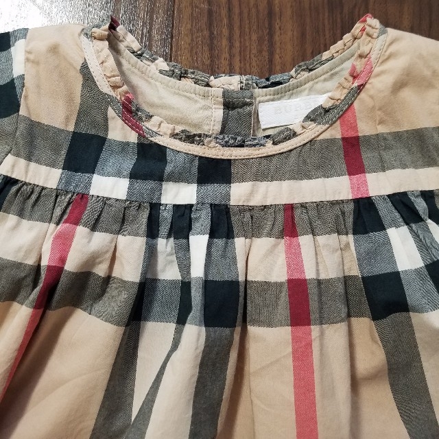 BURBERRY(バーバリー)の美品♡バーバリー 2Y 92㎝ ふんわり Aライン 半袖 ワンピース キッズ/ベビー/マタニティのキッズ服女の子用(90cm~)(ワンピース)の商品写真