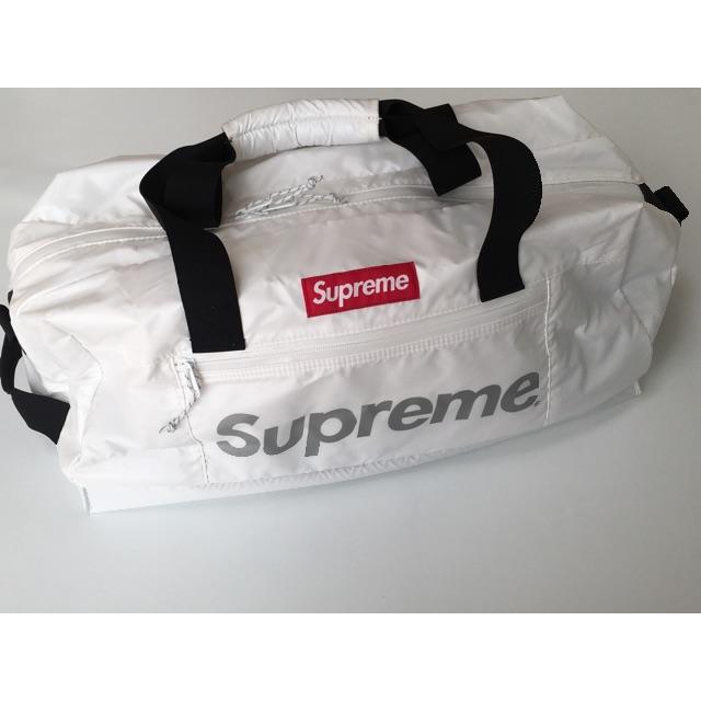 Supreme Box Logo Duffle Bag White ３０L メンズのバッグ(ボストンバッグ)の商品写真