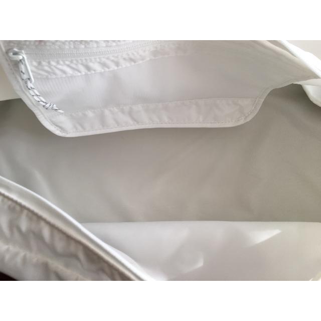 Supreme Box Logo Duffle Bag White ３０L メンズのバッグ(ボストンバッグ)の商品写真